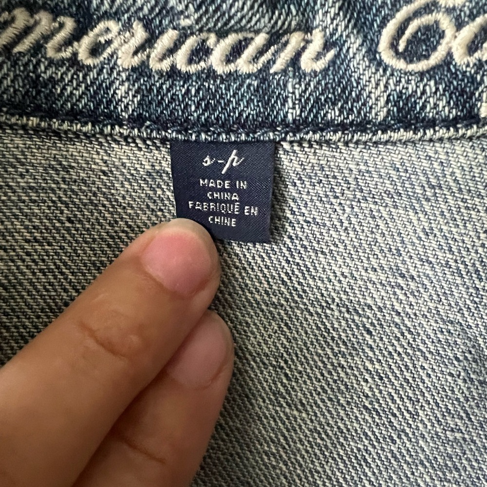 Spring AE Denim Jacket - Picture 3 of 5
